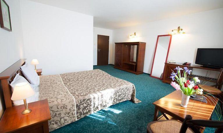 Hotel Ana Arad Buitenkant foto